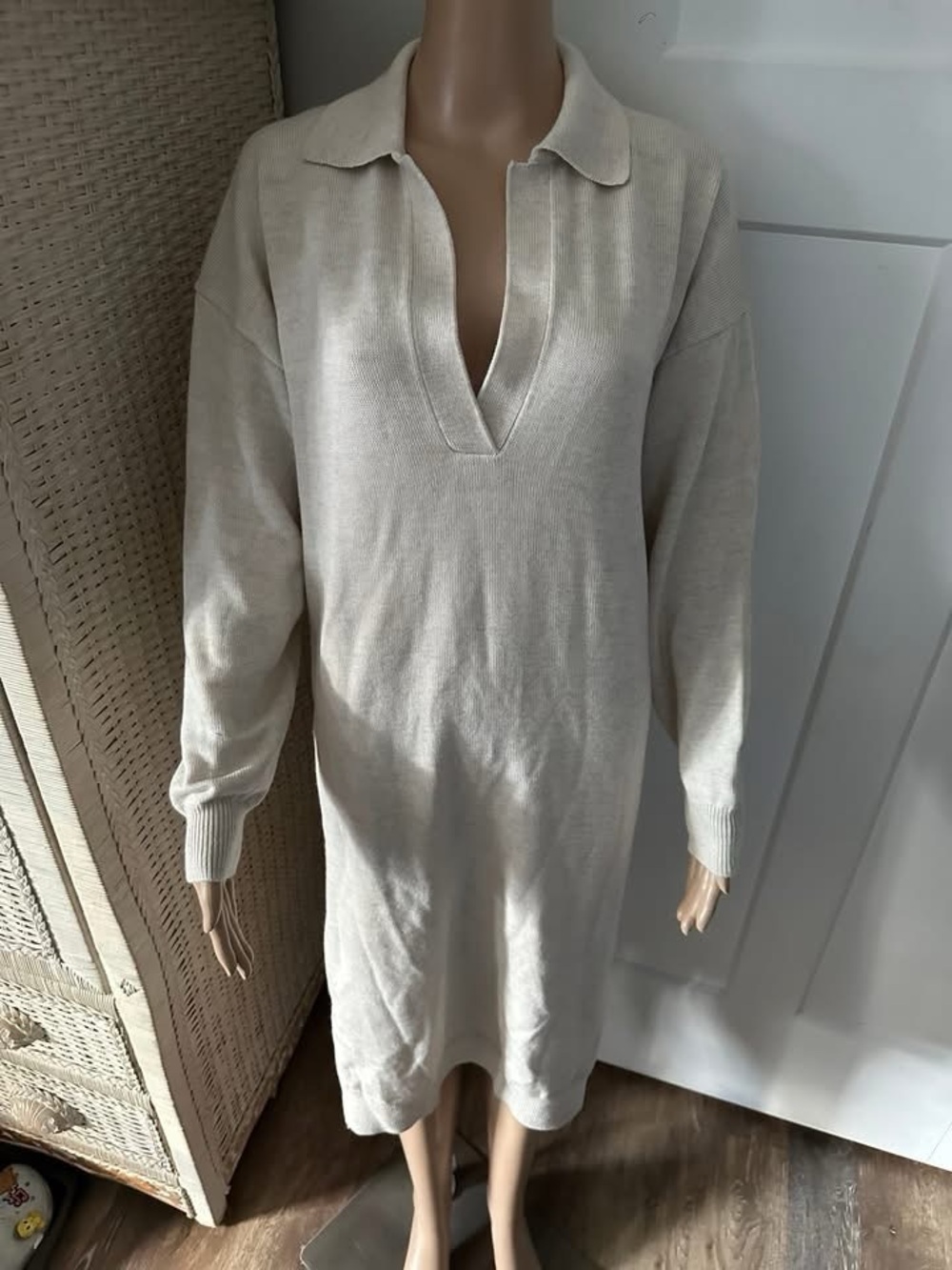 Aritzia Wilfred Shayda Dress